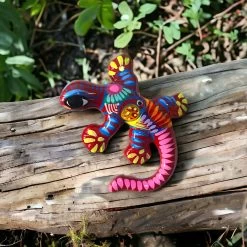 Talavera Lizard Figurine | Mexican Handcrafted Wall Decor -Pottery And Glassware Guerrero Lizard Wall Art Hand Painted Mexican Decor